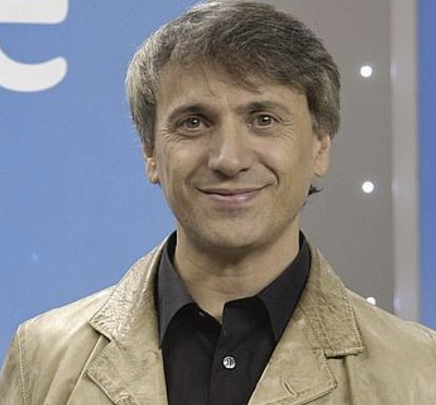 Jose Mota hace 14 años
